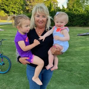 Meet your Posher, Sherry